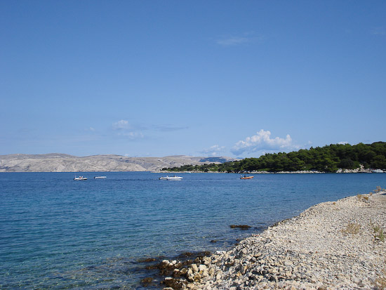 42 Zuerst sind wir alleine, aber es kommen immer mehr Boote