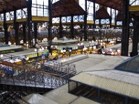 14   Markthalle innen