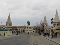 35  am Platz vor der Kroenungskirche