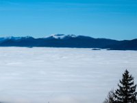 023   in Bildmitte die Gleinalm und etwas links der Zirbitzkogel