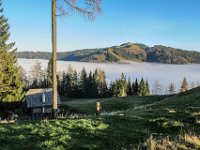 048   Eibegger Huette und im Hintergrund der Ebenschlag, wo ich noch vor eineinhalb Stunden war
