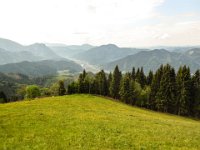 008   links der Roethelstein dazwischen das Murtal rechts der Schiffall