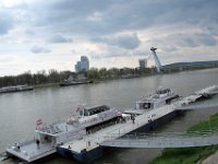 006  Anlegestelle Bratislava des Twin City Liners an der Donau