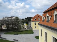 023  Blick von der Burg zum Sitz des Nationalrats der Slowakischen Republik