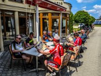 012-das Mittagessen nehmen wir in Ungarn ein