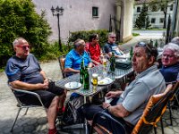 013-Fluessigkeit wird getankt