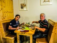 049-so eine Heurigenjause