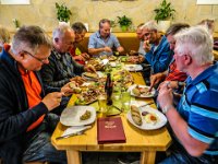 050-schmeckt wirklich ausgezeichnet