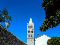 048 zurueck auf einem Platz