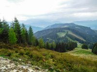 033 Rueckblick zur Gstattmoar Alm und unserem Anmarschweg