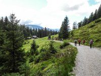 083 wir kommen zur Huette