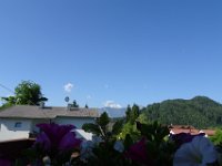 036 naechster Morgen Bilick vom Hotelzimmer zum Hochobir